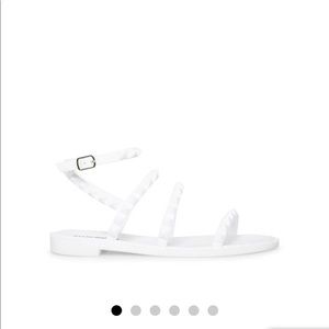 Steve Madden Travel-J sandals white NWT